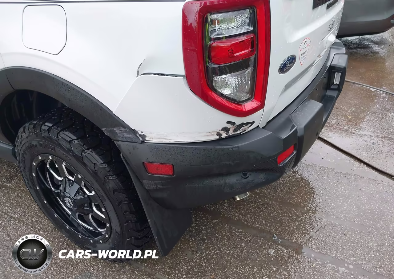 2025 Ford Bronco Sport Outer Banks VIN:3FMCR9CN3SRE82279 - 18