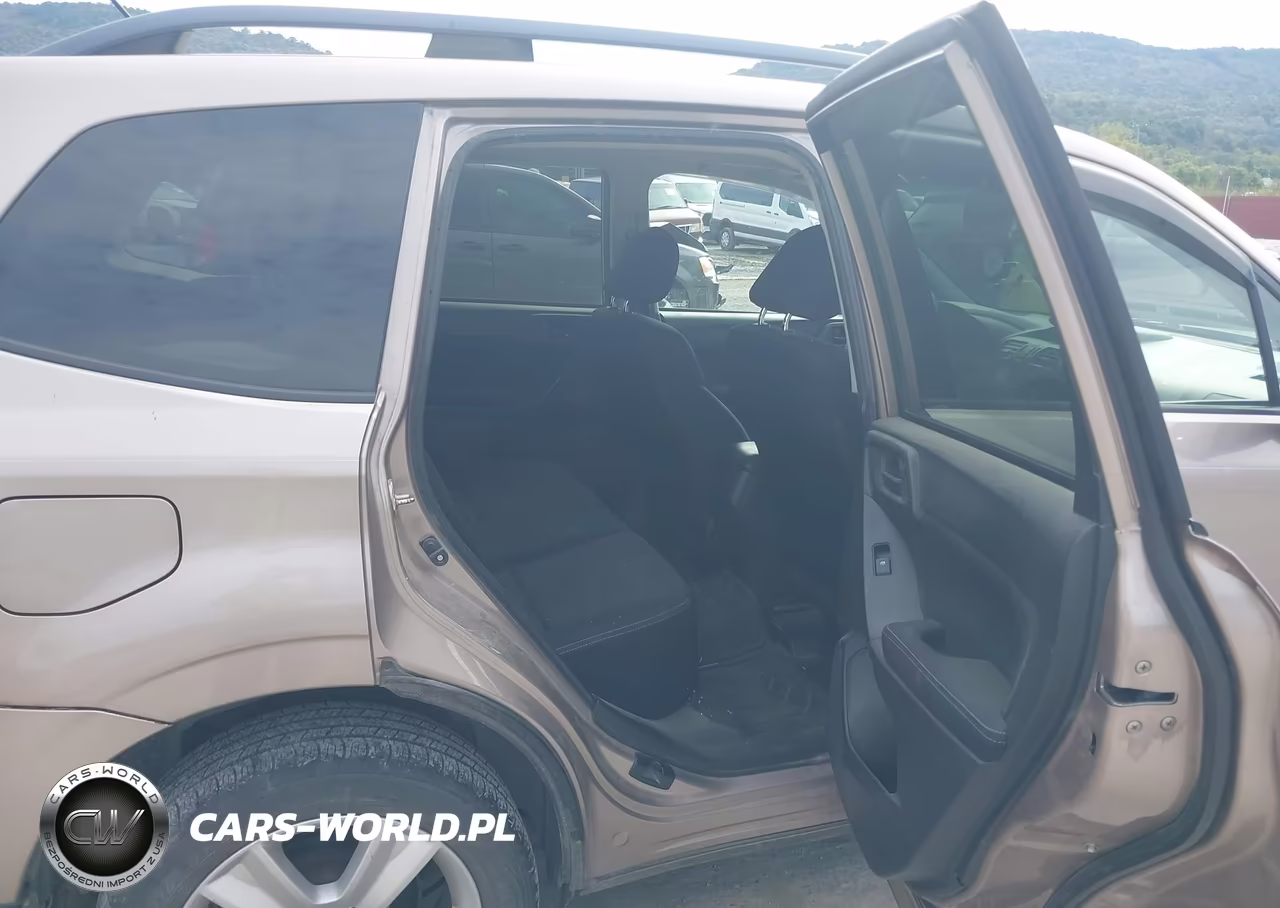 2014 Subaru Forester 2.5I Premium VIN:JF2SJAEC9EH547762 - 8