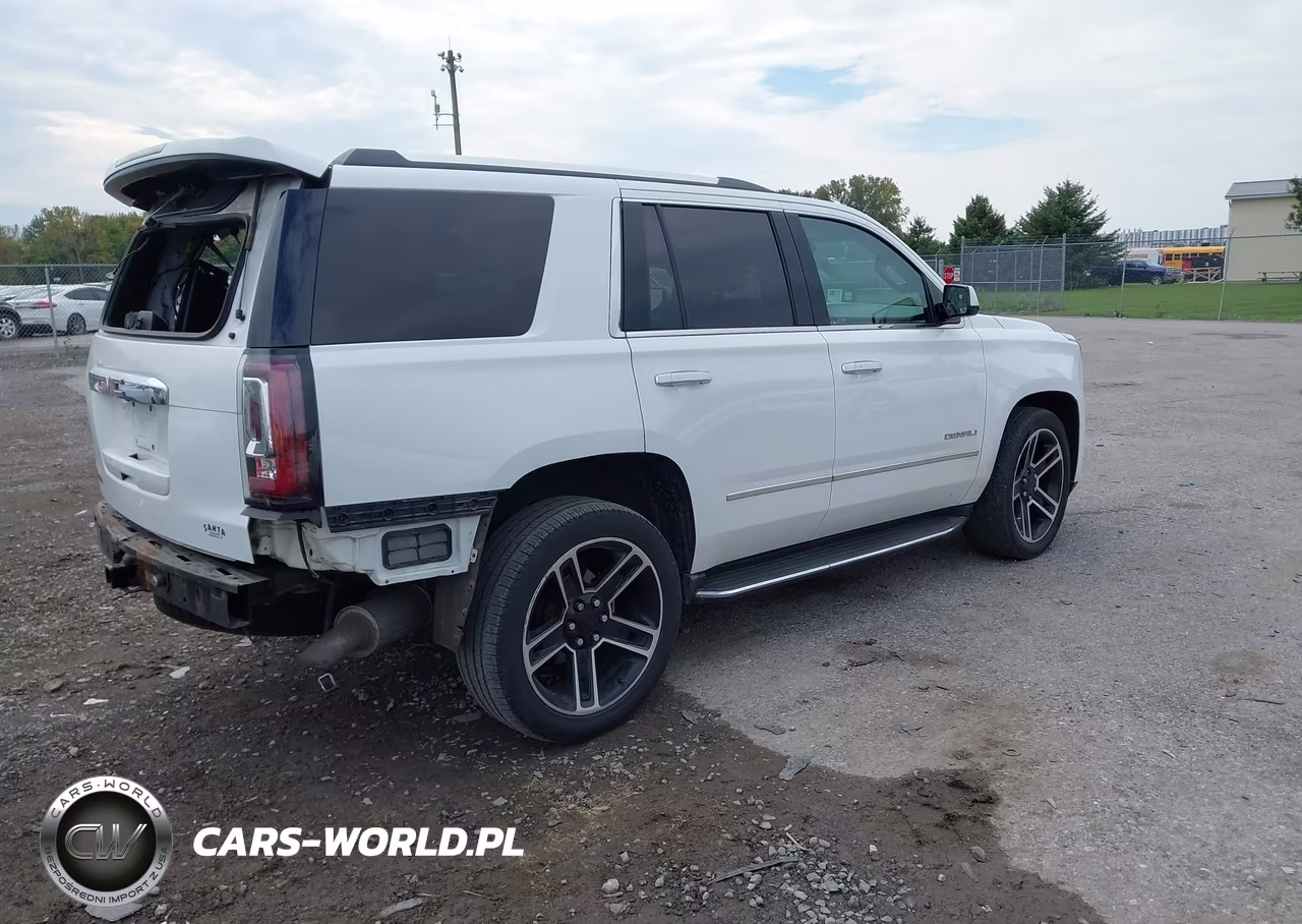 2017 GMC Yukon Denali VIN:1GKS2CKJ4HR341794 - 4