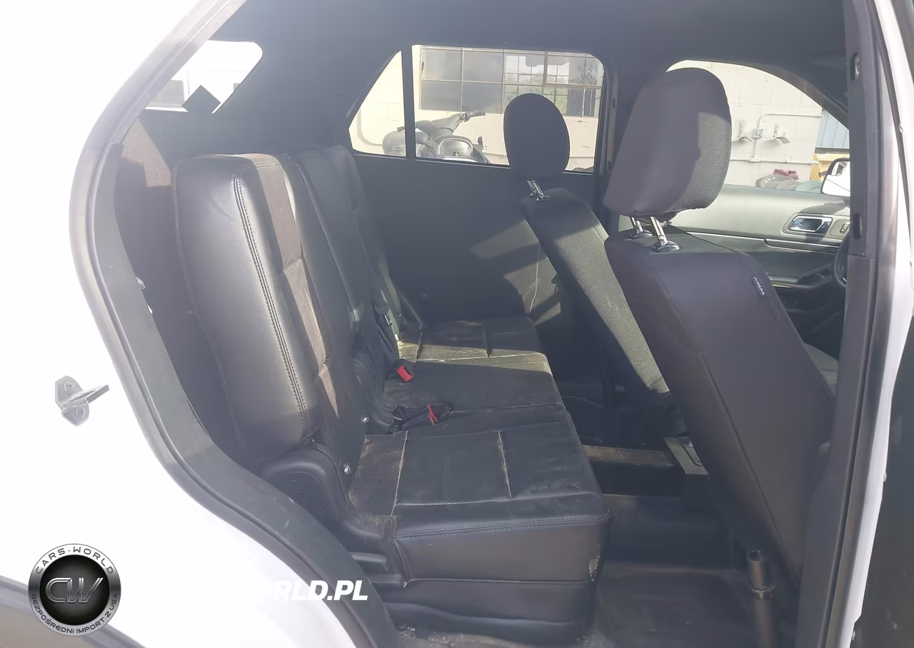 2018 Ford Police Interceptor Utility VIN:1FM5K8AR0JGC49608 - 8
