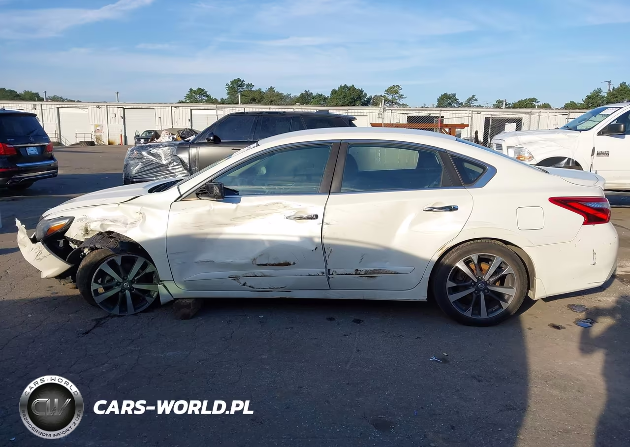 2016 Nissan Altima 2.5 Sr VIN:1N4AL3AP8GN334742 - 14