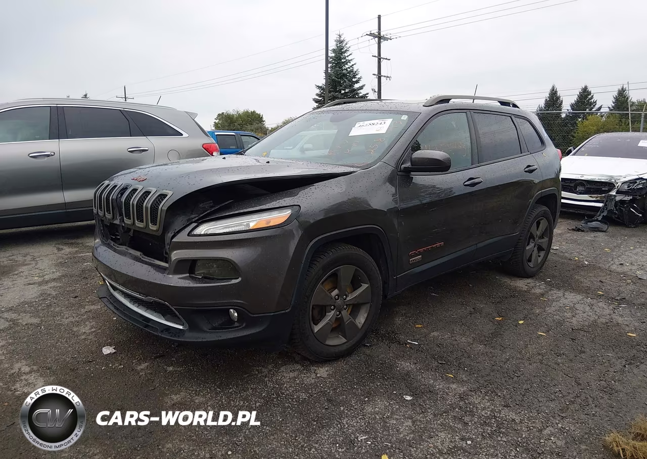 2016 Jeep Cherokee North VIN:1C4PJMCS9GW266107 - 2