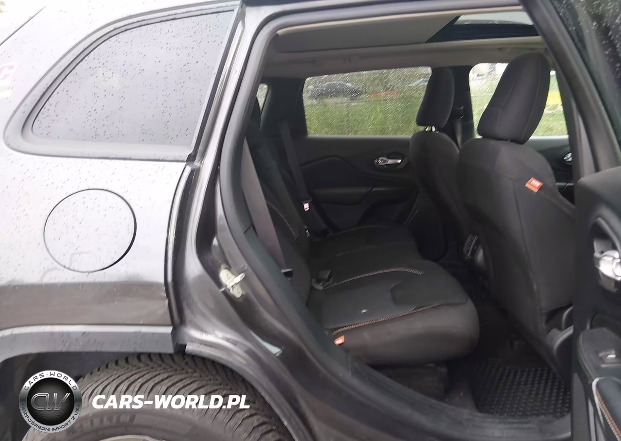 2016 Jeep Cherokee North VIN:1C4PJMCS9GW266107 - 8