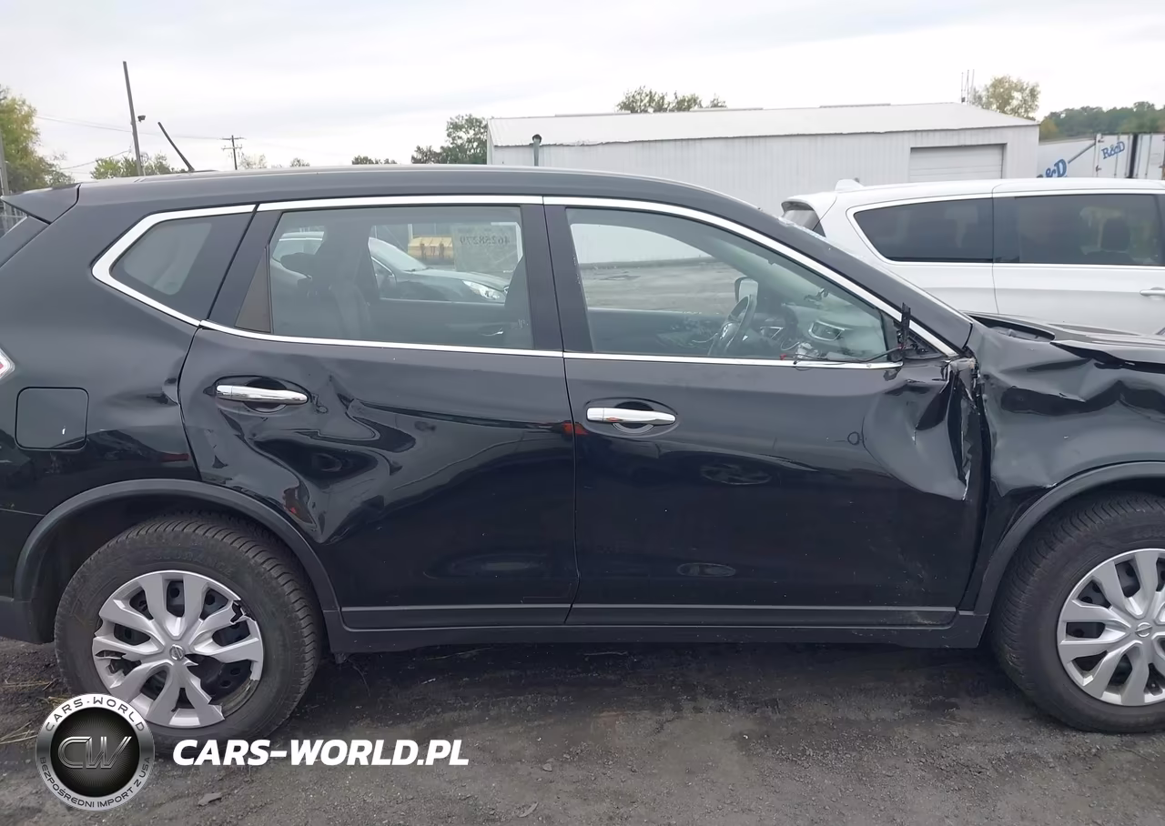 2015 Nissan Rogue S VIN:KNMAT2MV6FP561624 - 13