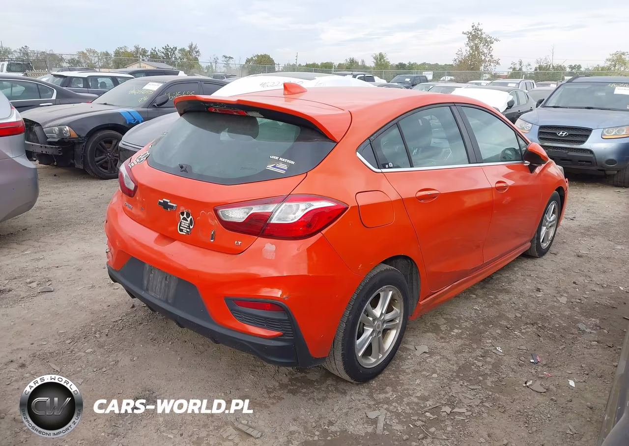 2018 Chevrolet Cruze Lt Auto VIN:3G1BE6SM6JS642822 - 4