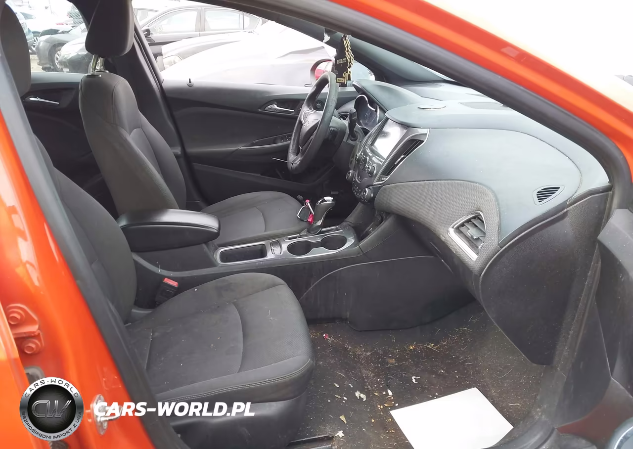 2018 Chevrolet Cruze Lt Auto VIN:3G1BE6SM6JS642822 - 5