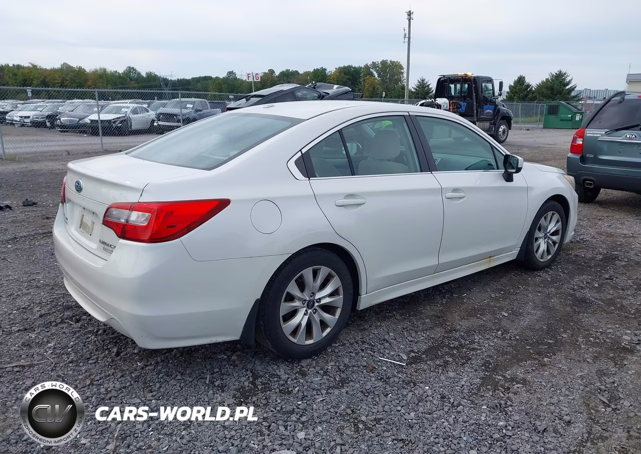 2015 Subaru Legacy 2.5I Premium VIN:4S3BNAC63F3017723 - 4
