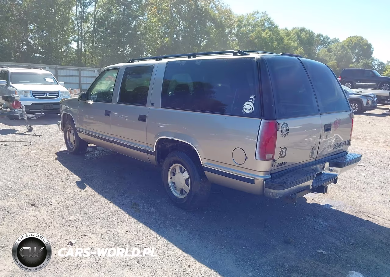 1998 Chevrolet Suburban 1500 VIN:3GNEC16R5WG115195 - 3