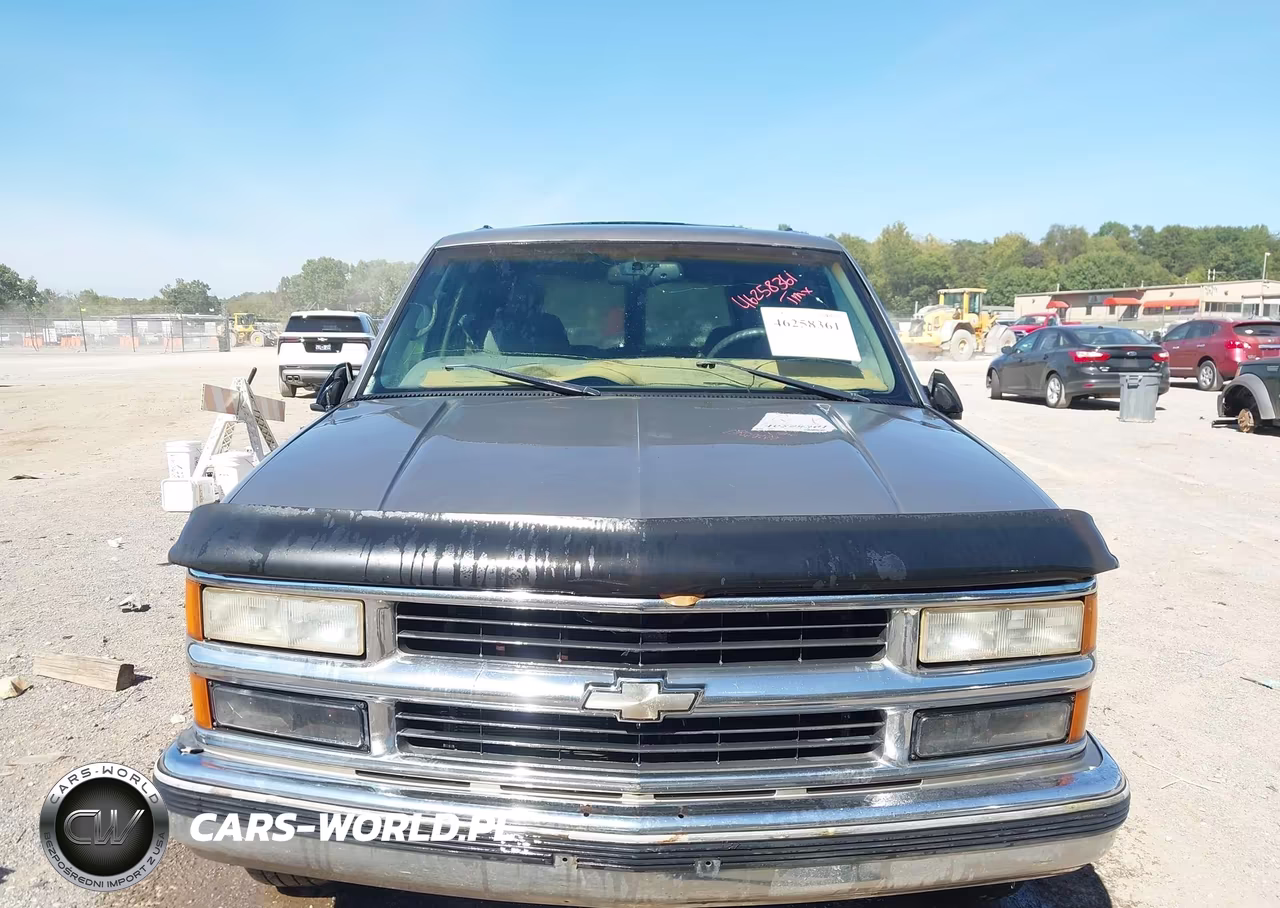 1998 Chevrolet Suburban 1500 VIN:3GNEC16R5WG115195 - 6