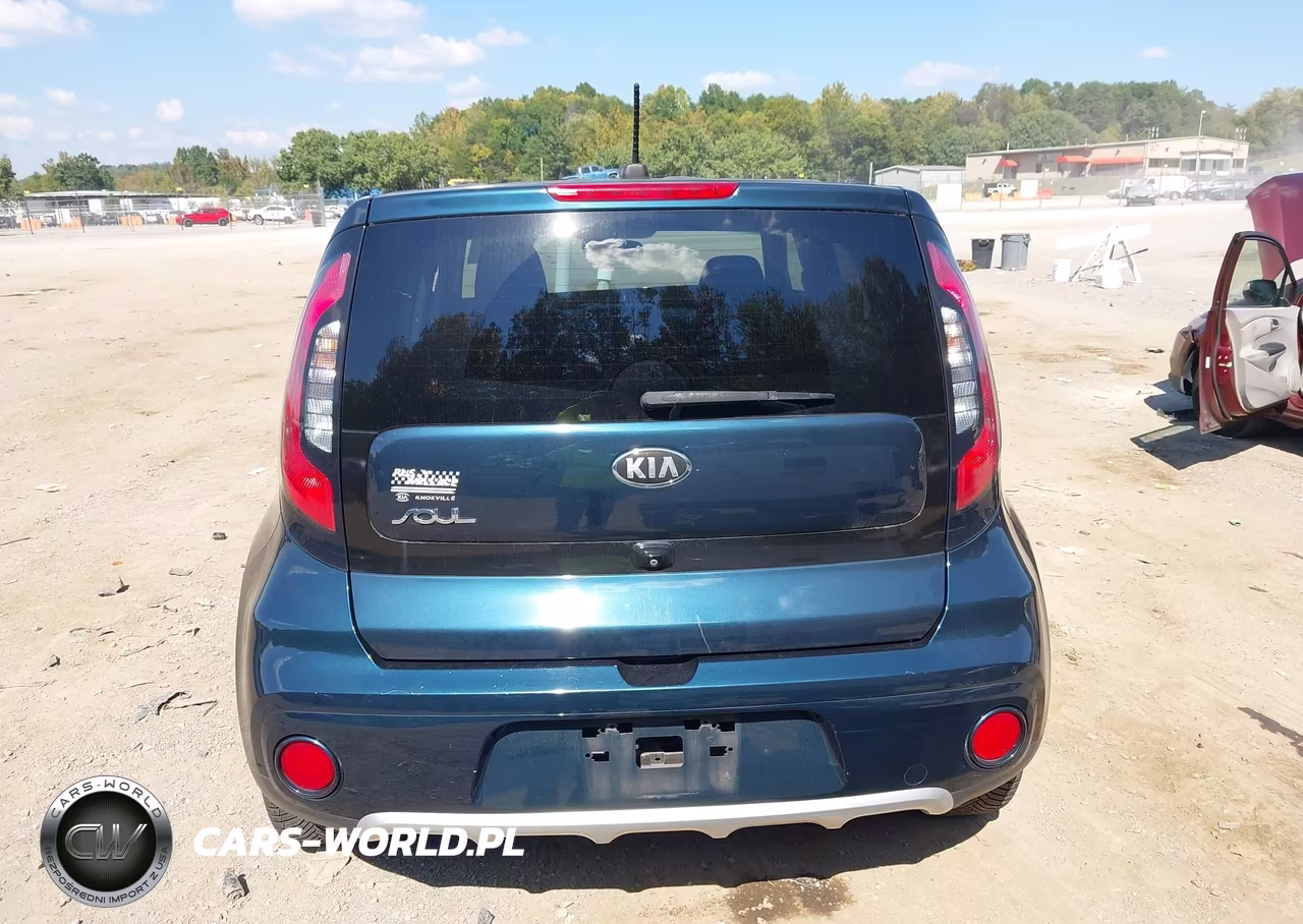 2017 Kia Soul + VIN:KNDJP3A57H7498289 - 16