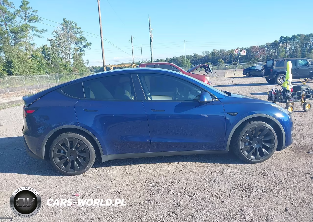 2021 Tesla Model Y Long Range Dual Motor All-Wheel Drive VIN:5YJYGDEE4MF084986 - 13