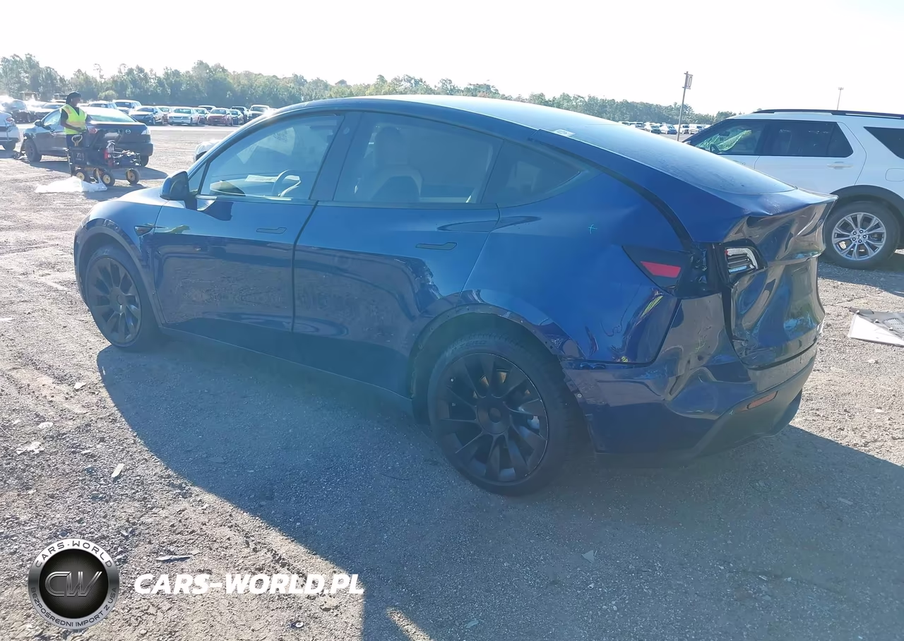 2021 Tesla Model Y Long Range Dual Motor All-Wheel Drive VIN:5YJYGDEE4MF084986 - 3