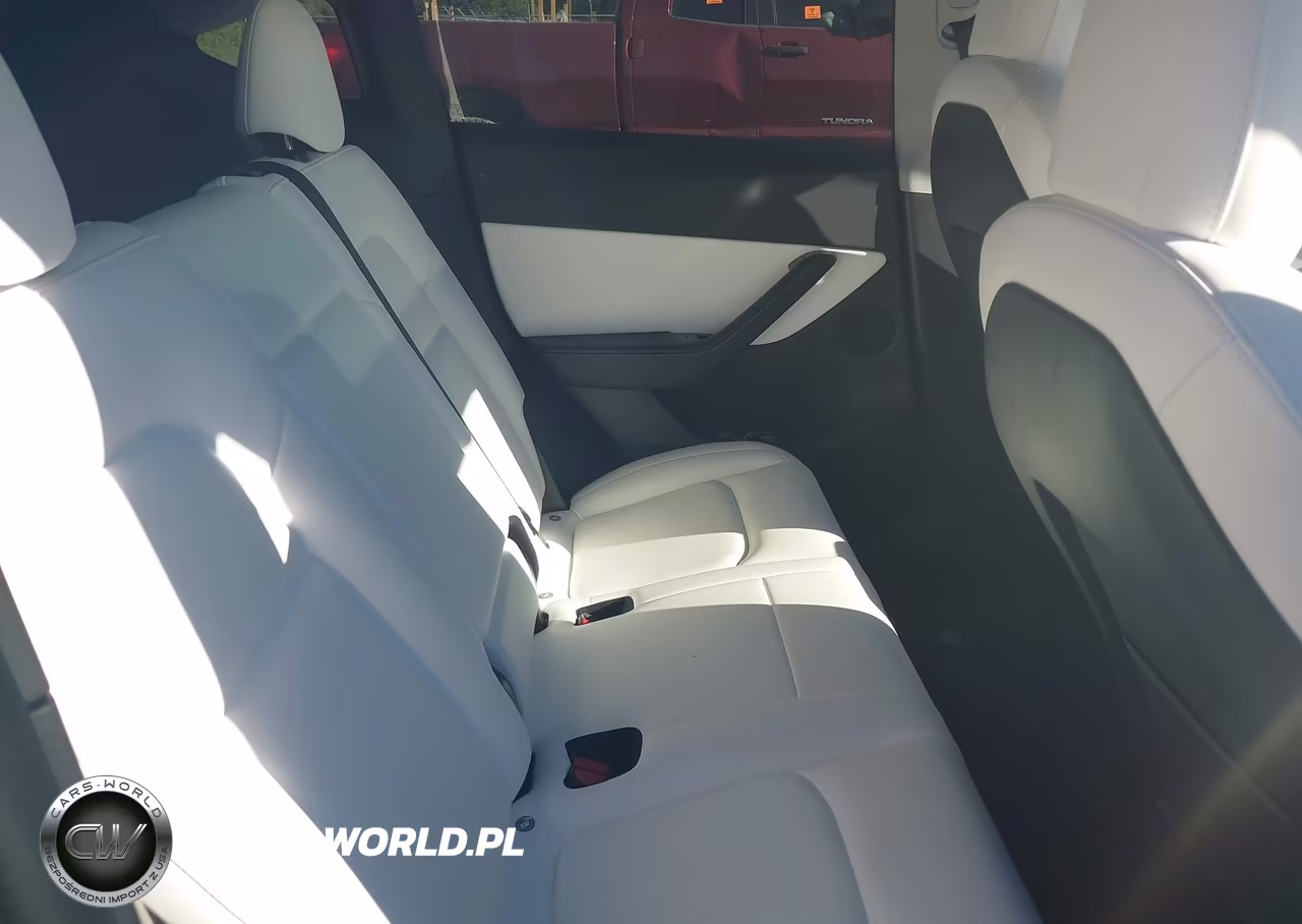 2021 Tesla Model Y Long Range Dual Motor All-Wheel Drive VIN:5YJYGDEE4MF084986 - 8