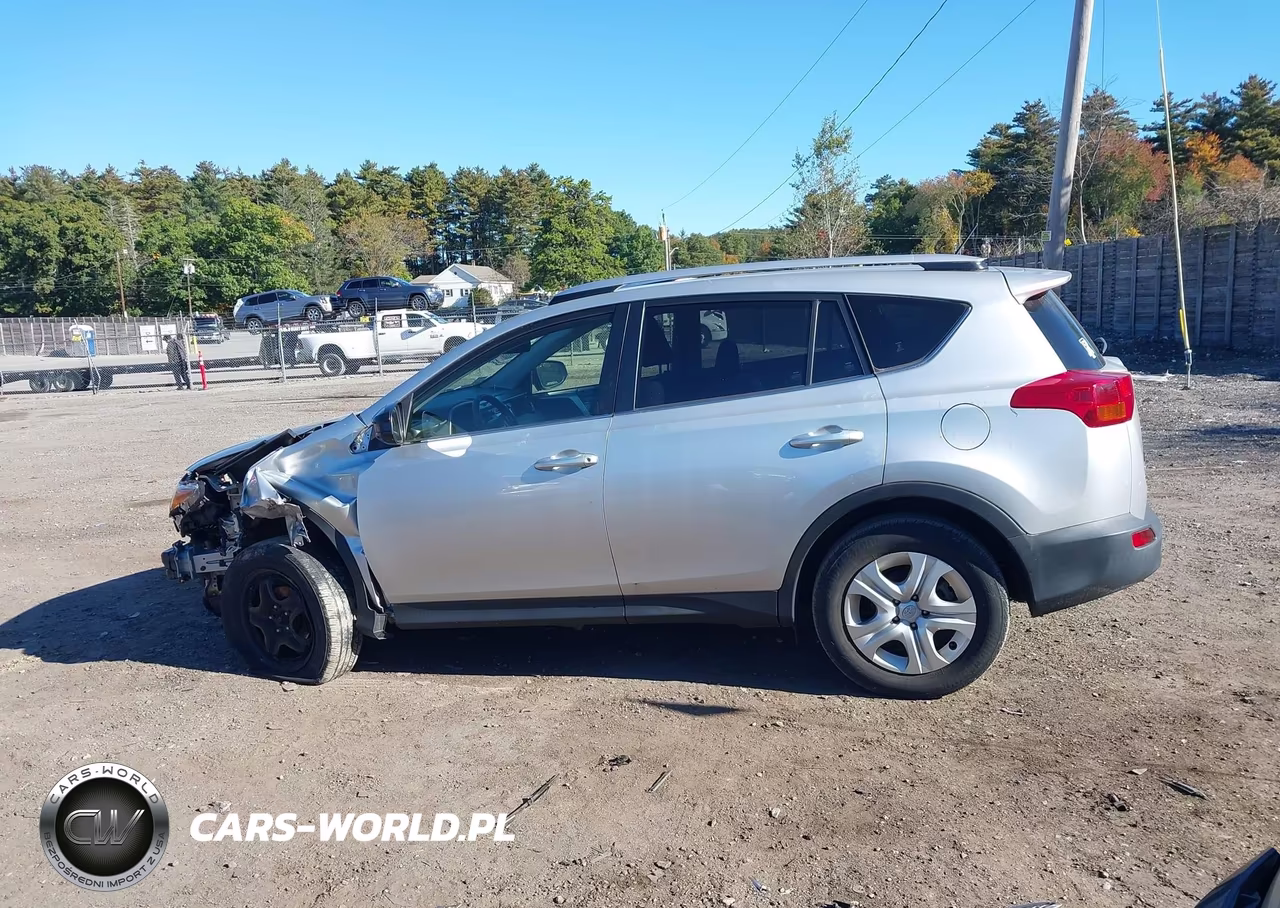 2015 Toyota Rav4 Le VIN:JTMBFREVXFJ039245 - 15