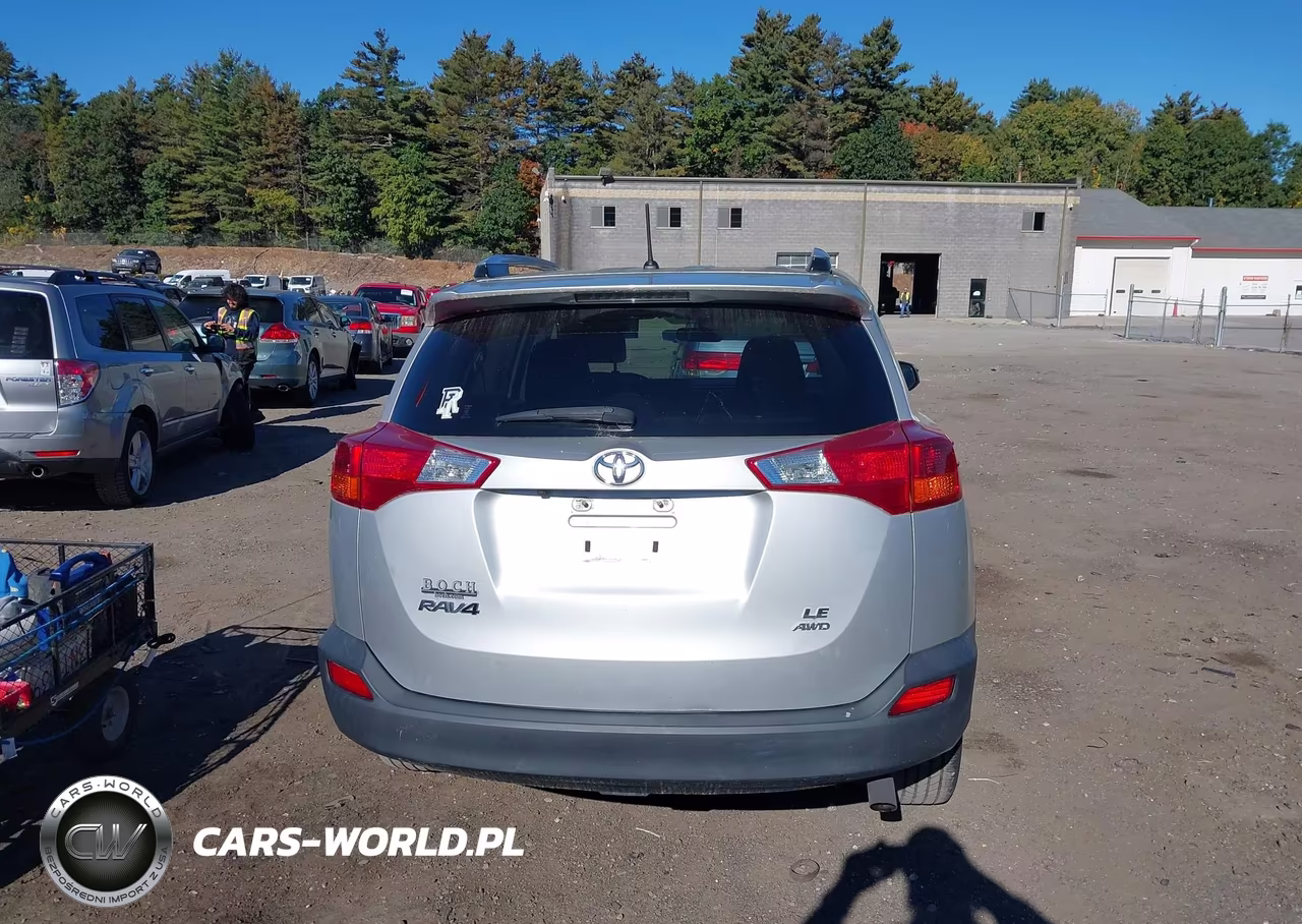 2015 Toyota Rav4 Le VIN:JTMBFREVXFJ039245 - 17