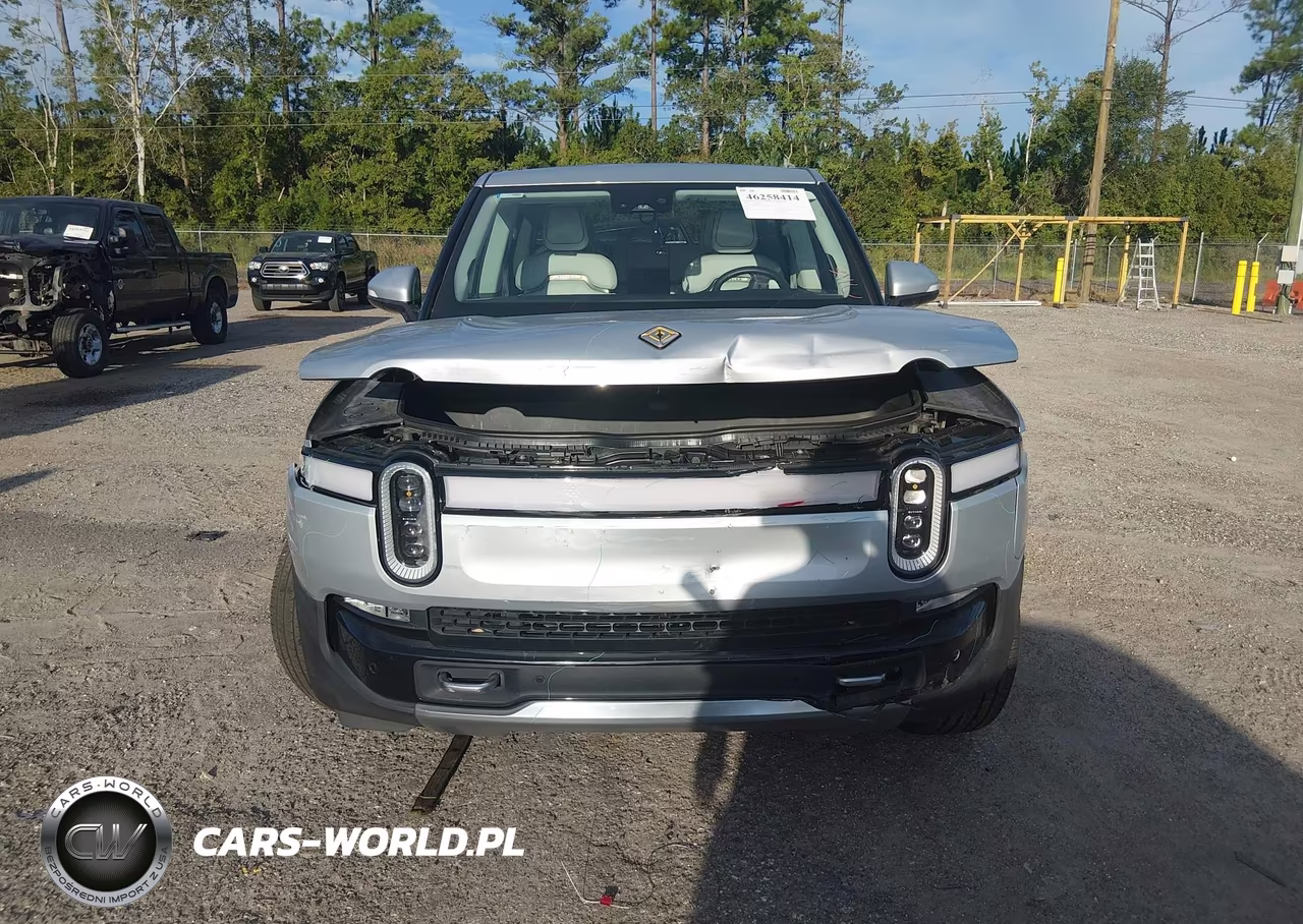 2022 Rivian R1T Adventure VIN:7FCTGAAA2NN011821 - 12