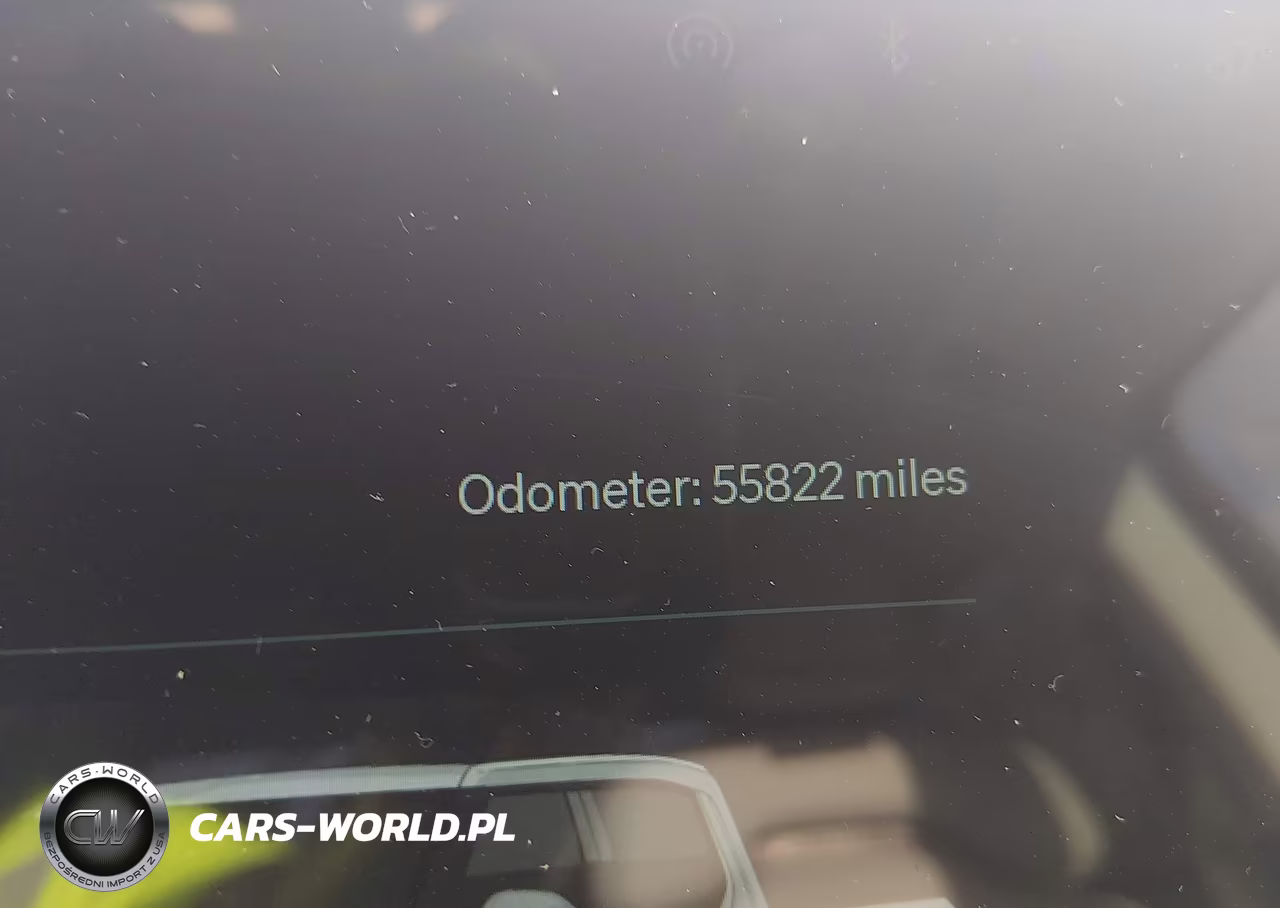 2022 Rivian R1T Adventure VIN:7FCTGAAA2NN011821 - 15