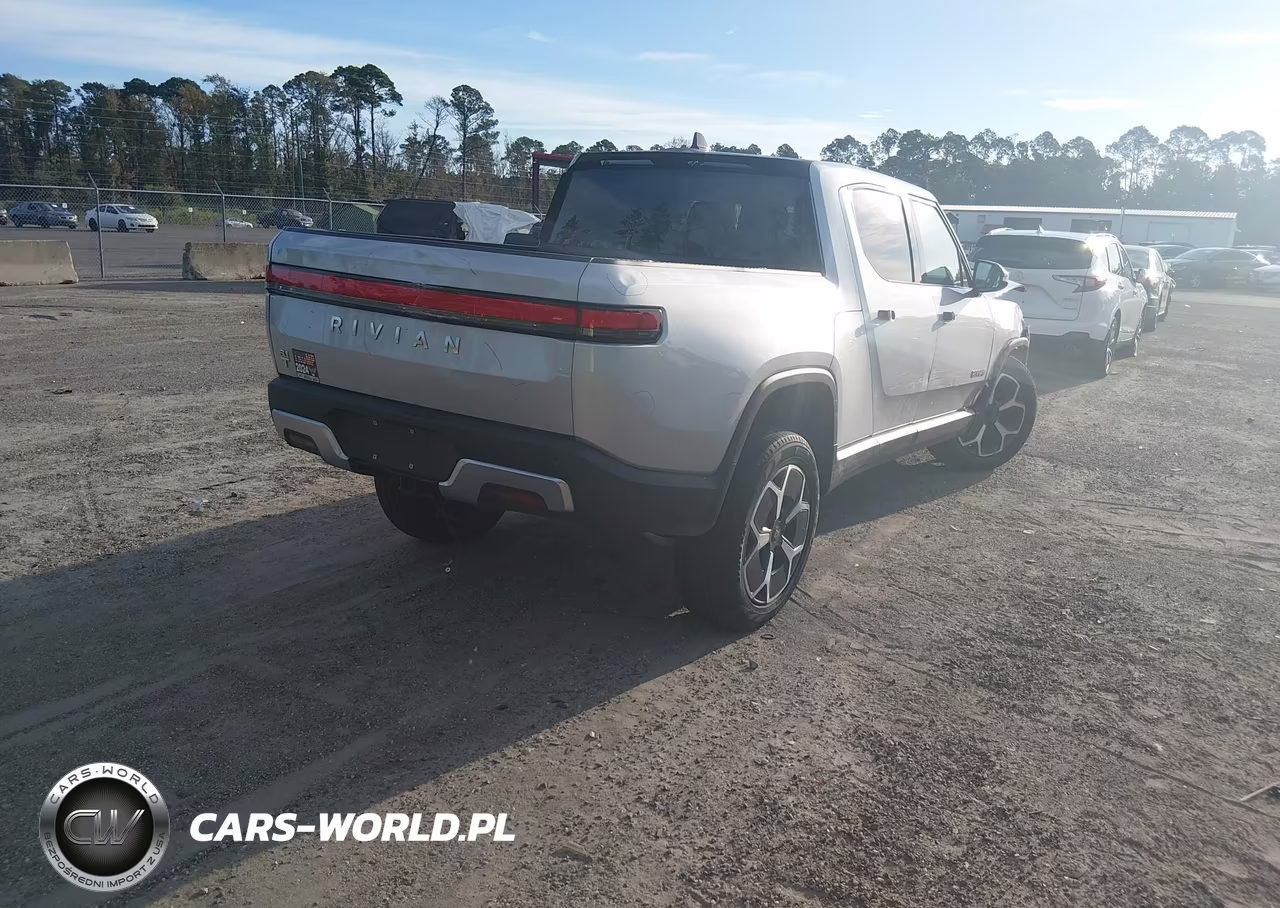 2022 Rivian R1T Adventure VIN:7FCTGAAA2NN011821 - 4