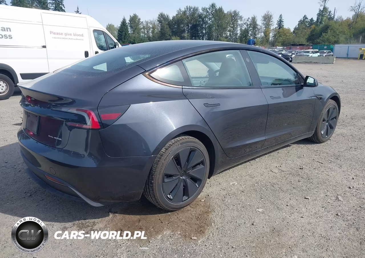 2025 Tesla Model 3 Long Range All-Wheel Drive VIN:5YJ3E1EB2SF055360 - 4