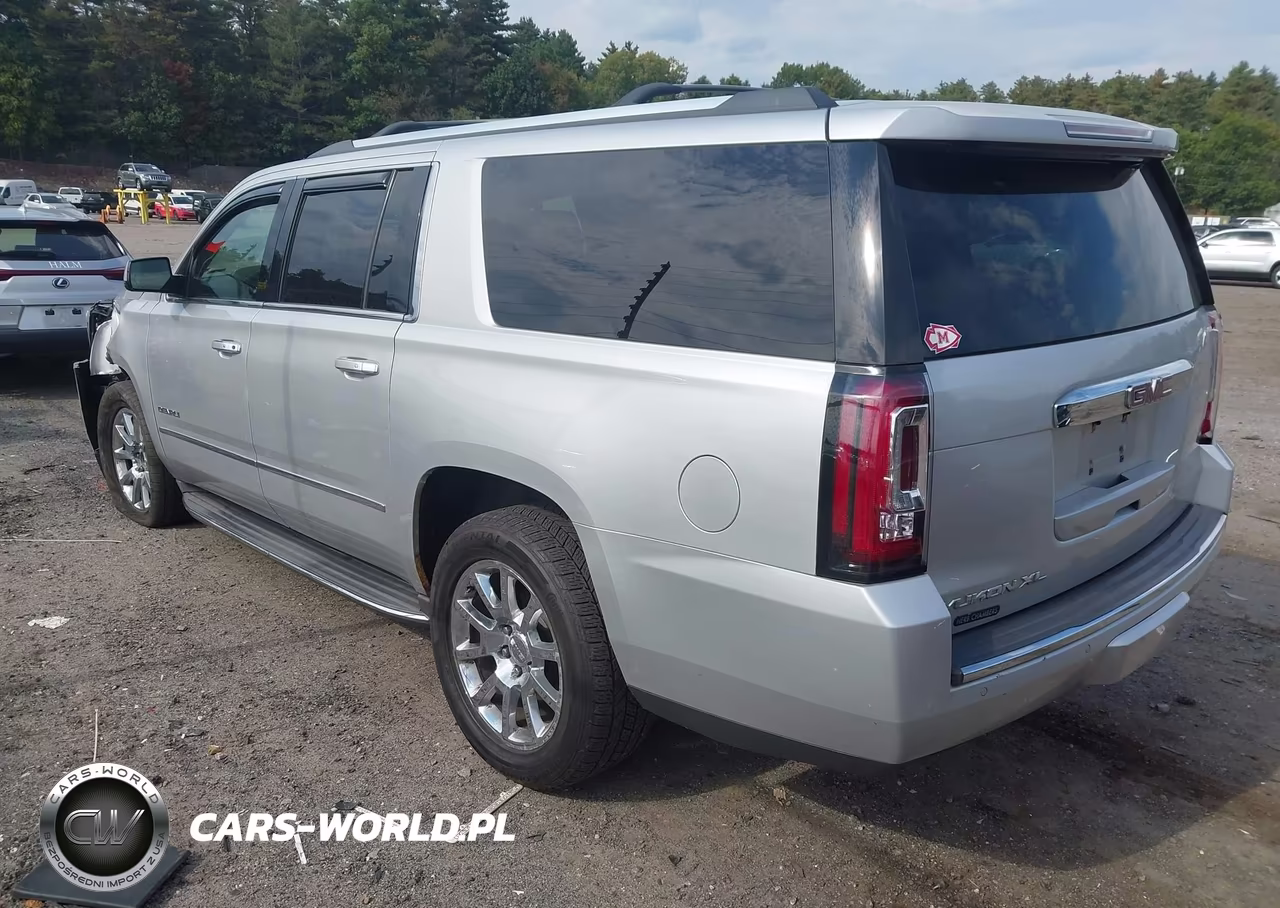 2015 GMC Yukon Xl 1500 Denali VIN:1GKS2JKJ4FR151818 - 3