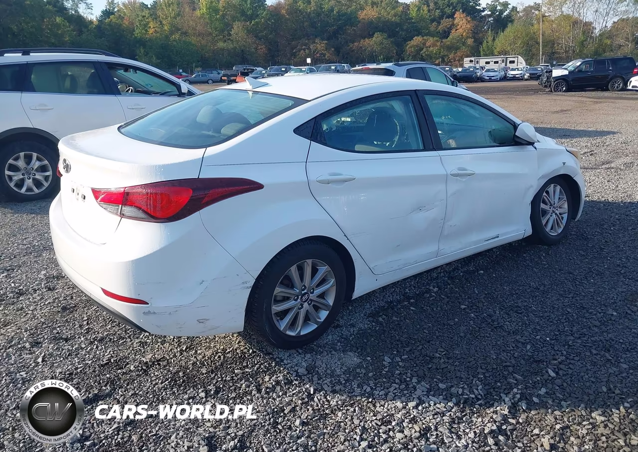 2014 Hyundai Elantra Se VIN:5NPDH4AE4EH461630 - 4