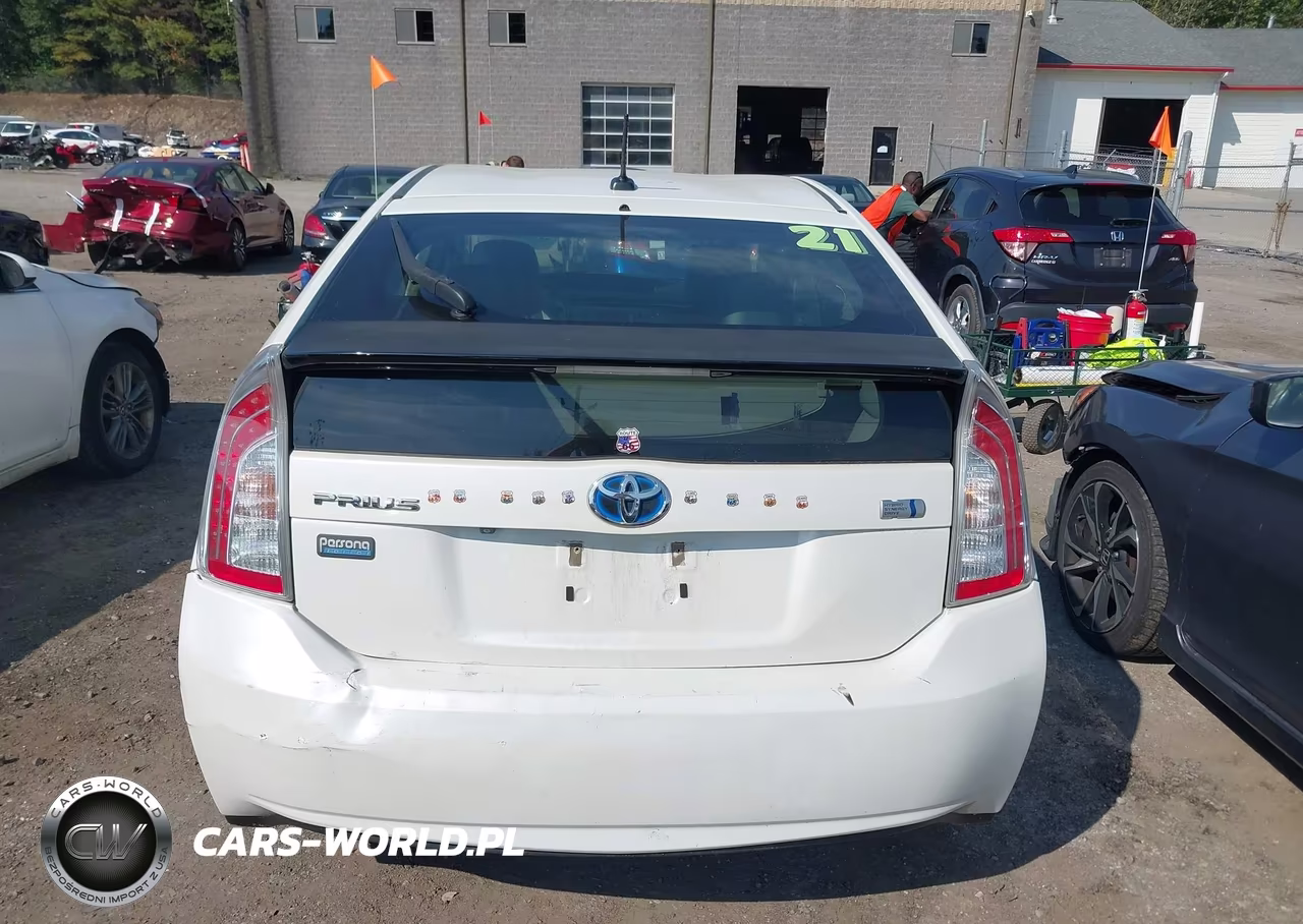 2013 Toyota Prius Three Se VIN:JTDKN3DUXD5613230 - 16