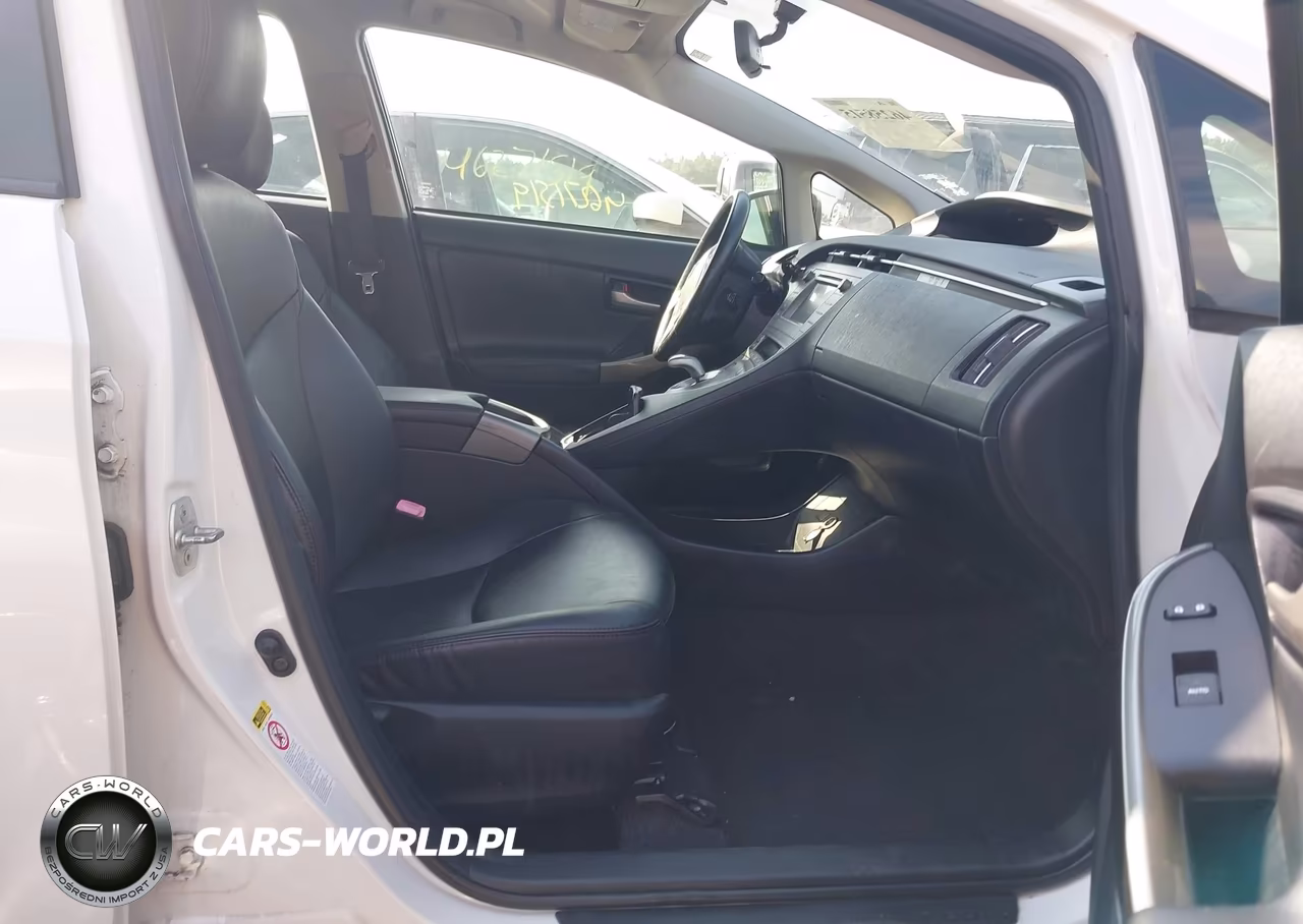2013 Toyota Prius Three Se VIN:JTDKN3DUXD5613230 - 5