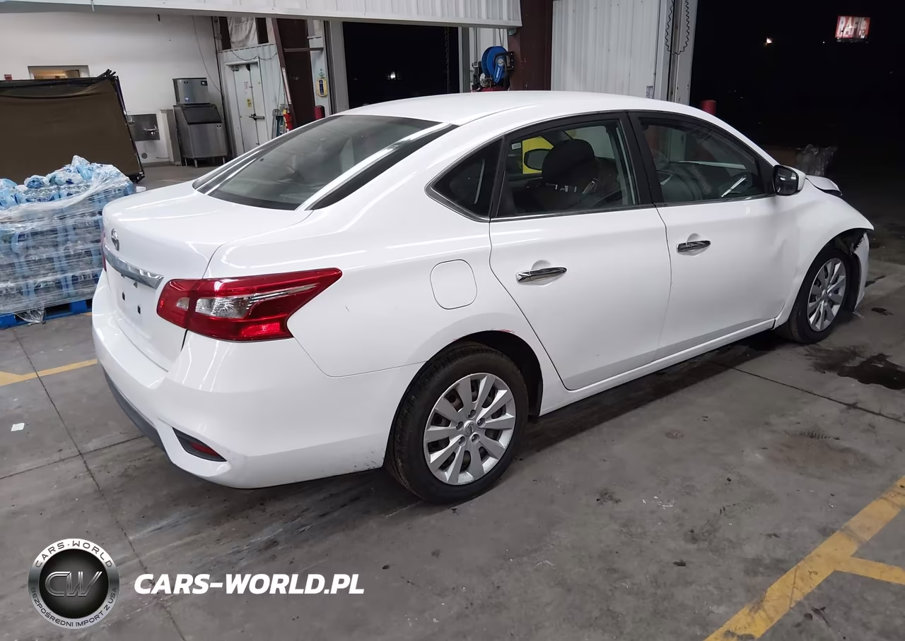 2017 Nissan Sentra S VIN:3N1AB7AP0HY394980 - 4