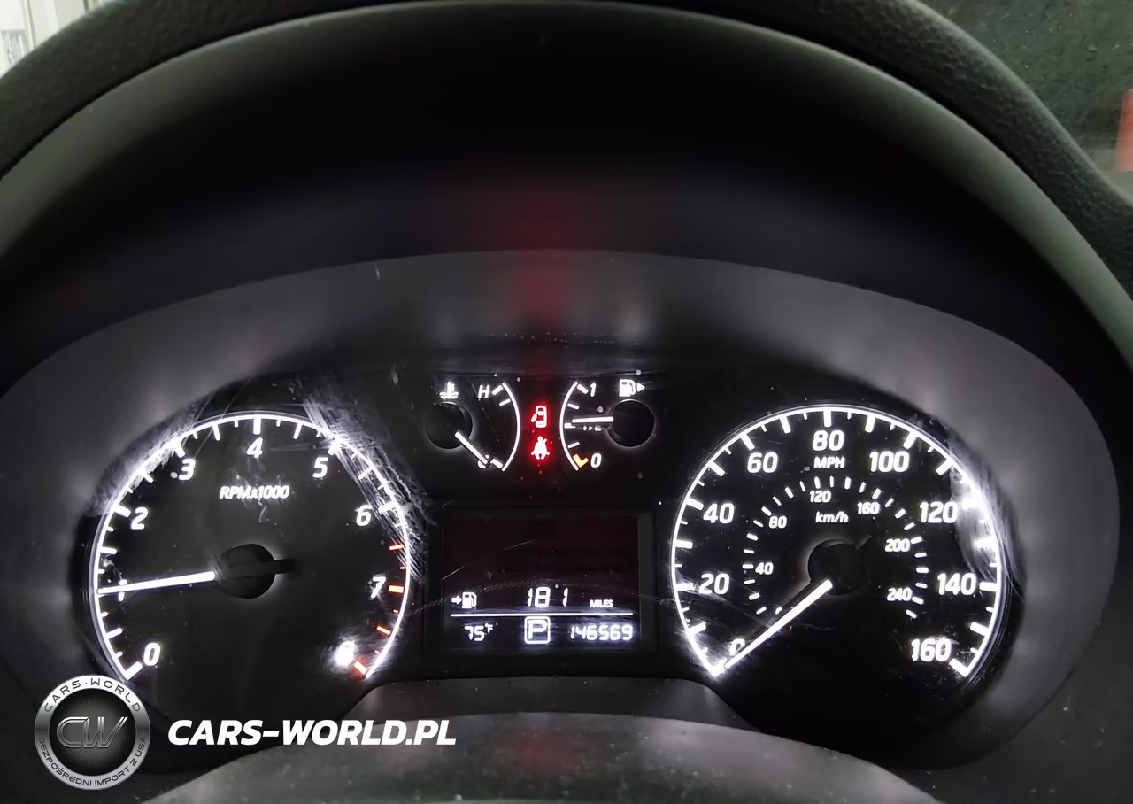 2017 Nissan Sentra S VIN:3N1AB7AP0HY394980 - 7