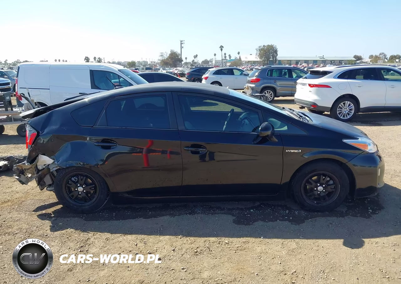 2014 Toyota Prius Four VIN:JTDKN3DU2E1771019 - 14