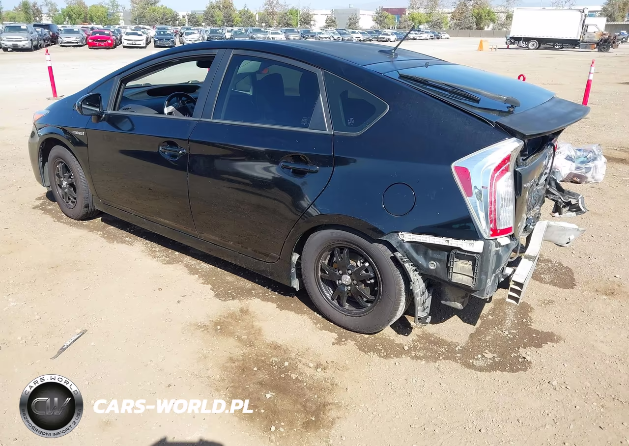 2014 Toyota Prius Four VIN:JTDKN3DU2E1771019 - 3