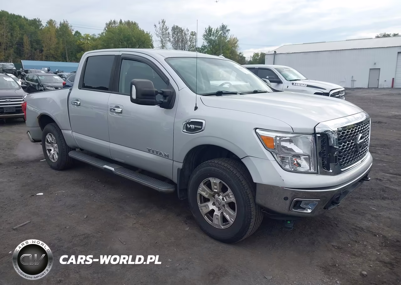 2017 Nissan Titan Sv