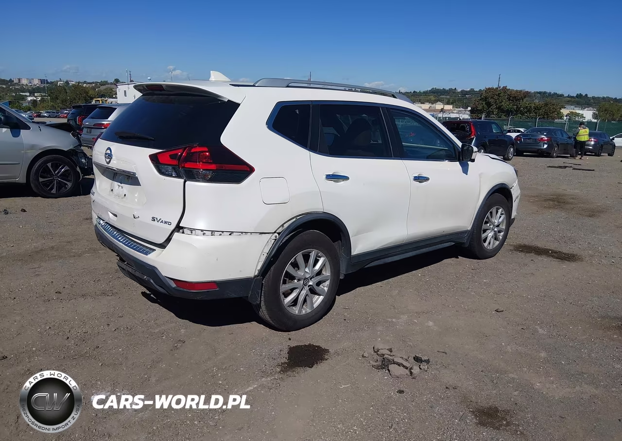 2018 Nissan Rogue Sv VIN:KNMAT2MV5JP615682 - 4