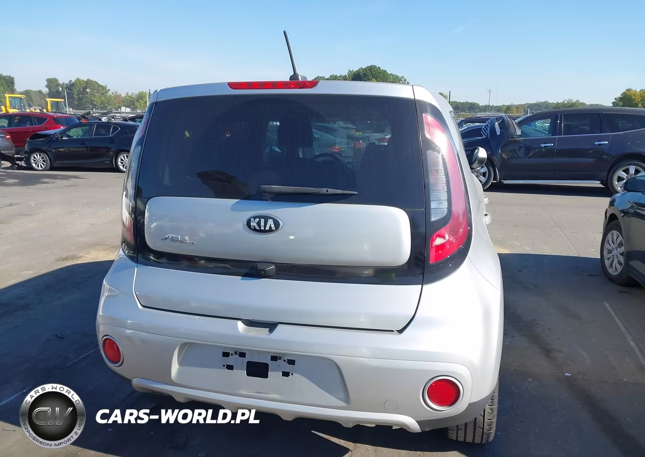 2018 Kia Soul + VIN:KNDJP3A59J7605610 - 16