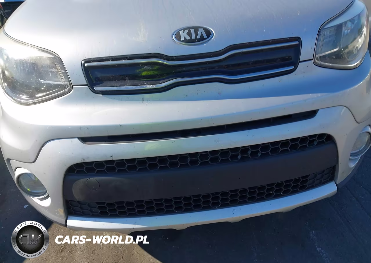 2018 Kia Soul + VIN:KNDJP3A59J7605610 - 6