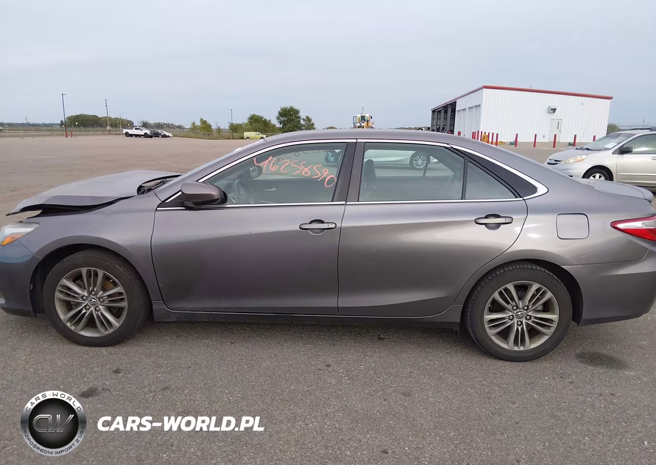 2015 Toyota Camry Se VIN:4T1BF1FK6FU983074 - 15