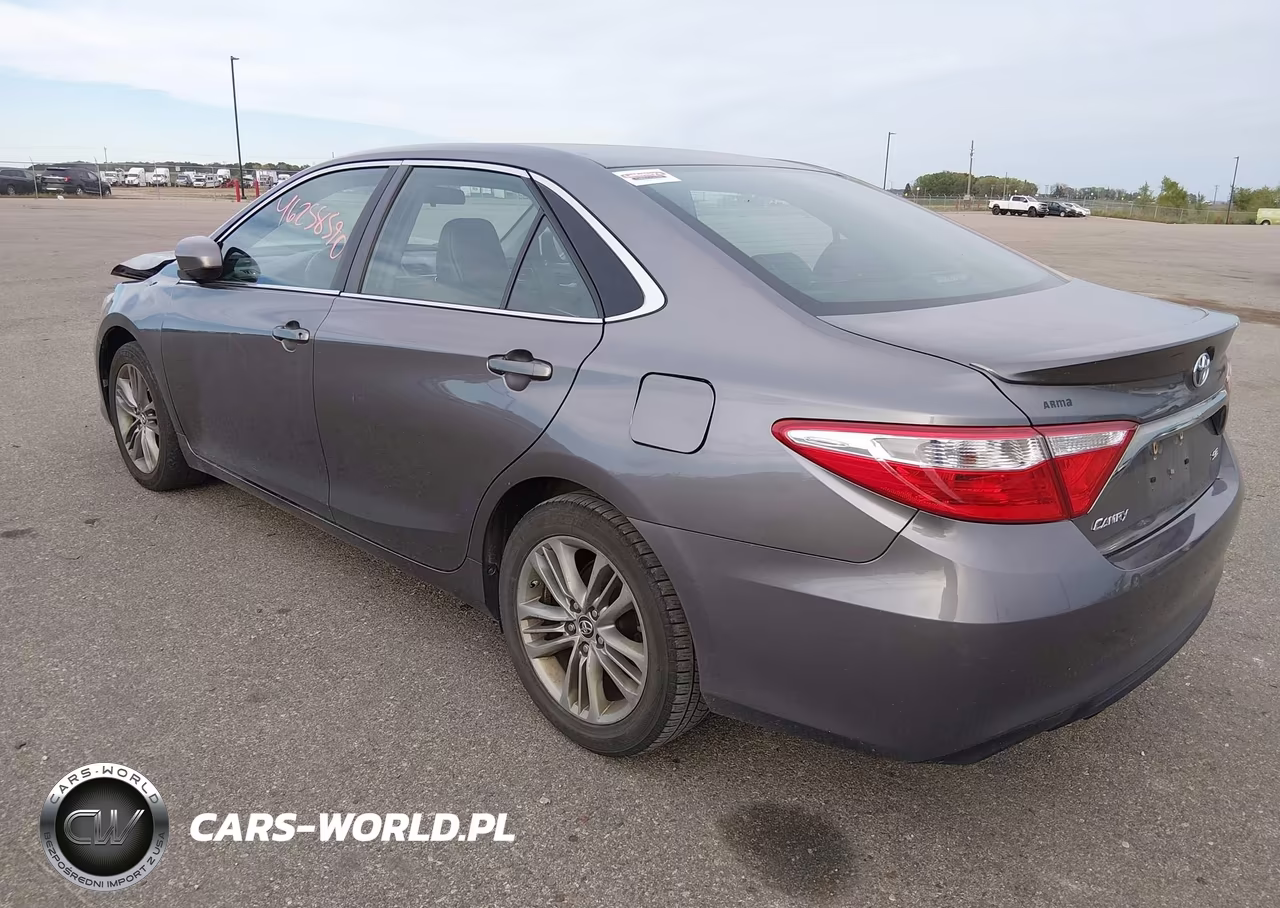 2015 Toyota Camry Se VIN:4T1BF1FK6FU983074 - 3
