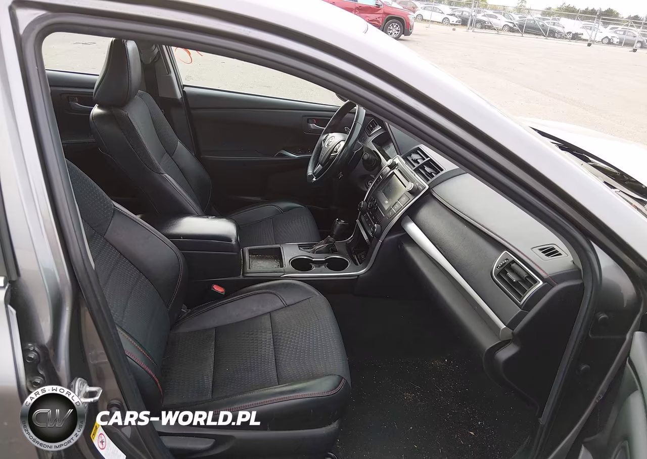 2015 Toyota Camry Se VIN:4T1BF1FK6FU983074 - 5