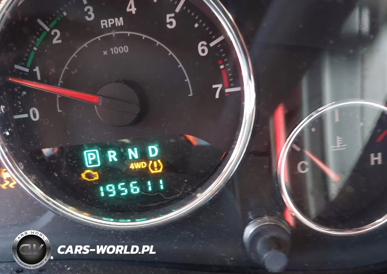 2012 Jeep Wrangler Unlimited Sport VIN:1C4BJWDG3CL119244 - 15