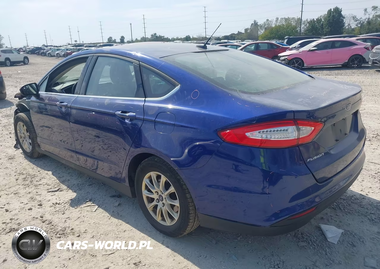 2015 Ford Fusion S VIN:3FA6P0G74FR291335 - 3