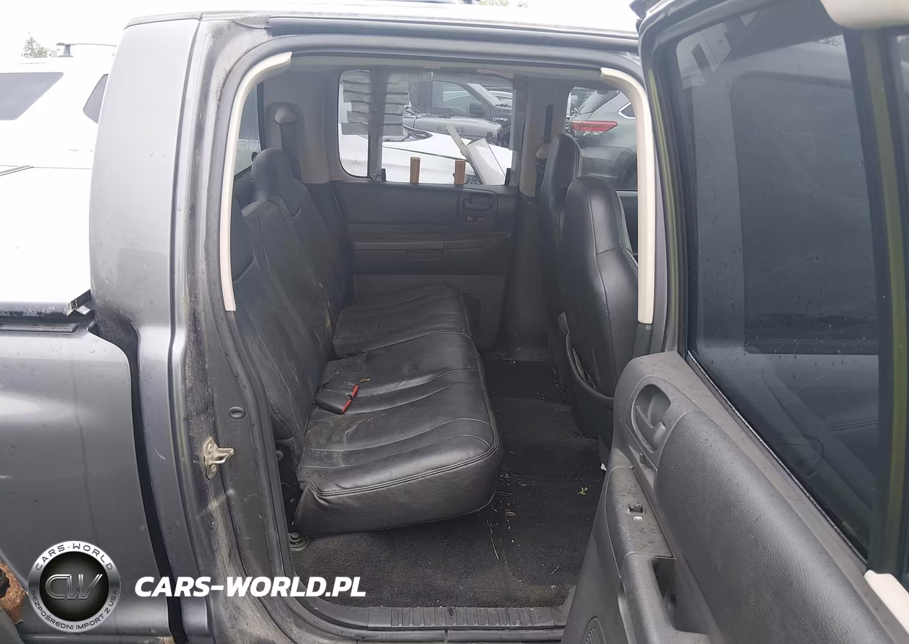 2003 Dodge Dakota Sport-Sxt VIN:1D7HG38NX3S178271 - 8