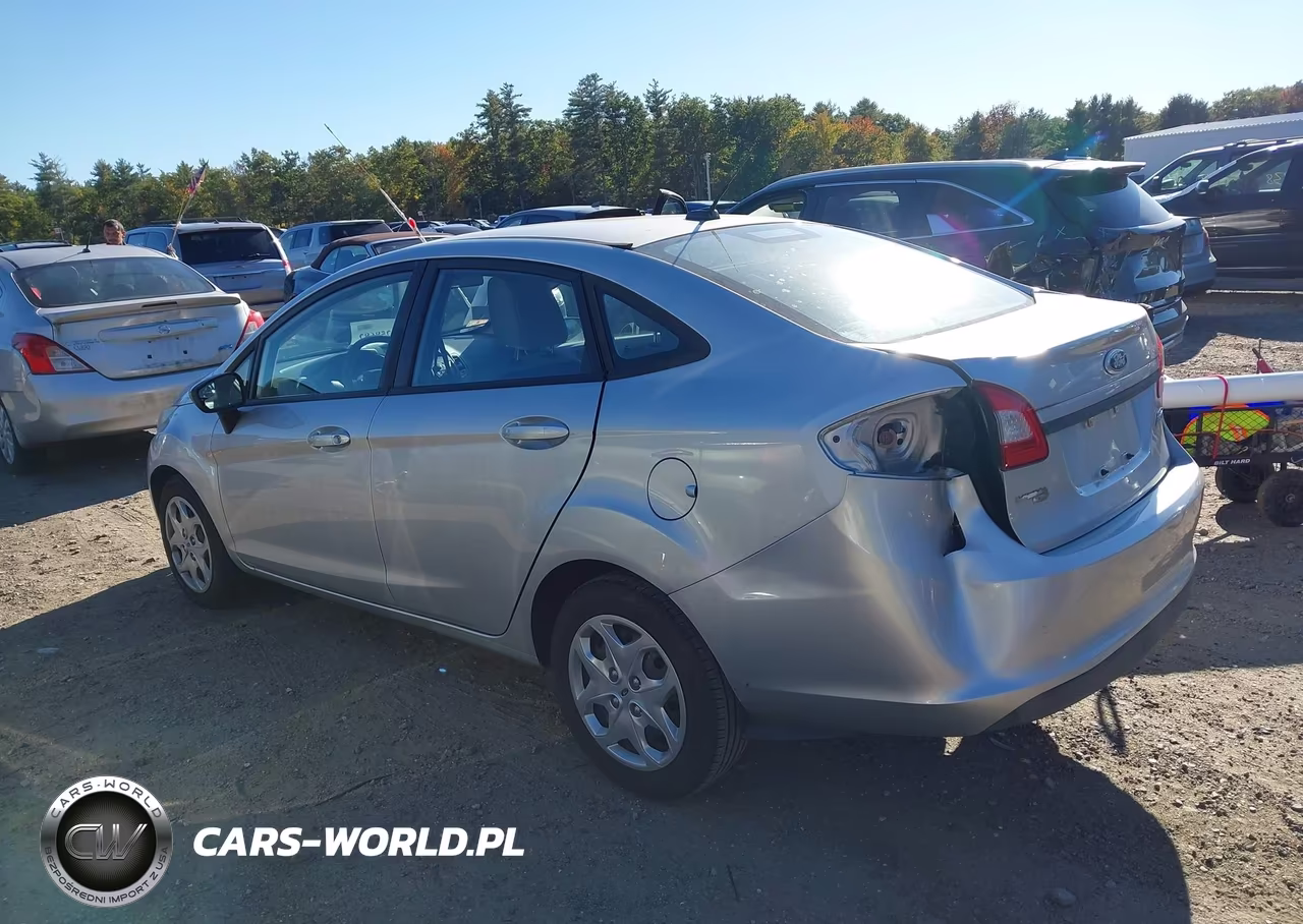 2011 Ford Fiesta S VIN:3FADP4AJ0BM161479 - 3