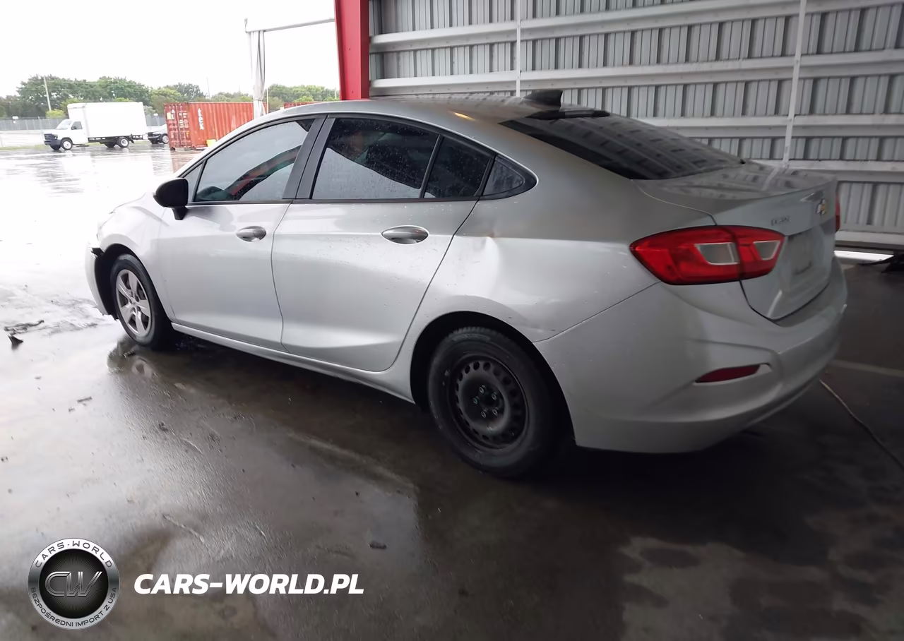 2017 Chevrolet Cruze Ls Auto VIN:1G1BC5SM9H7131775 - 3