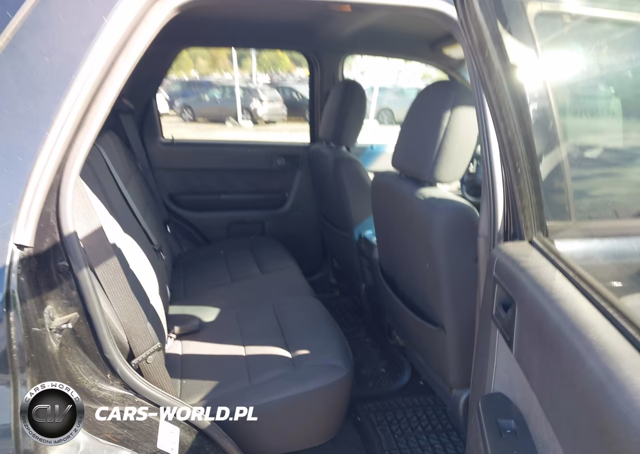 2010 Ford Escape Xlt VIN:1FMCU0DGXAKD06097 - 8