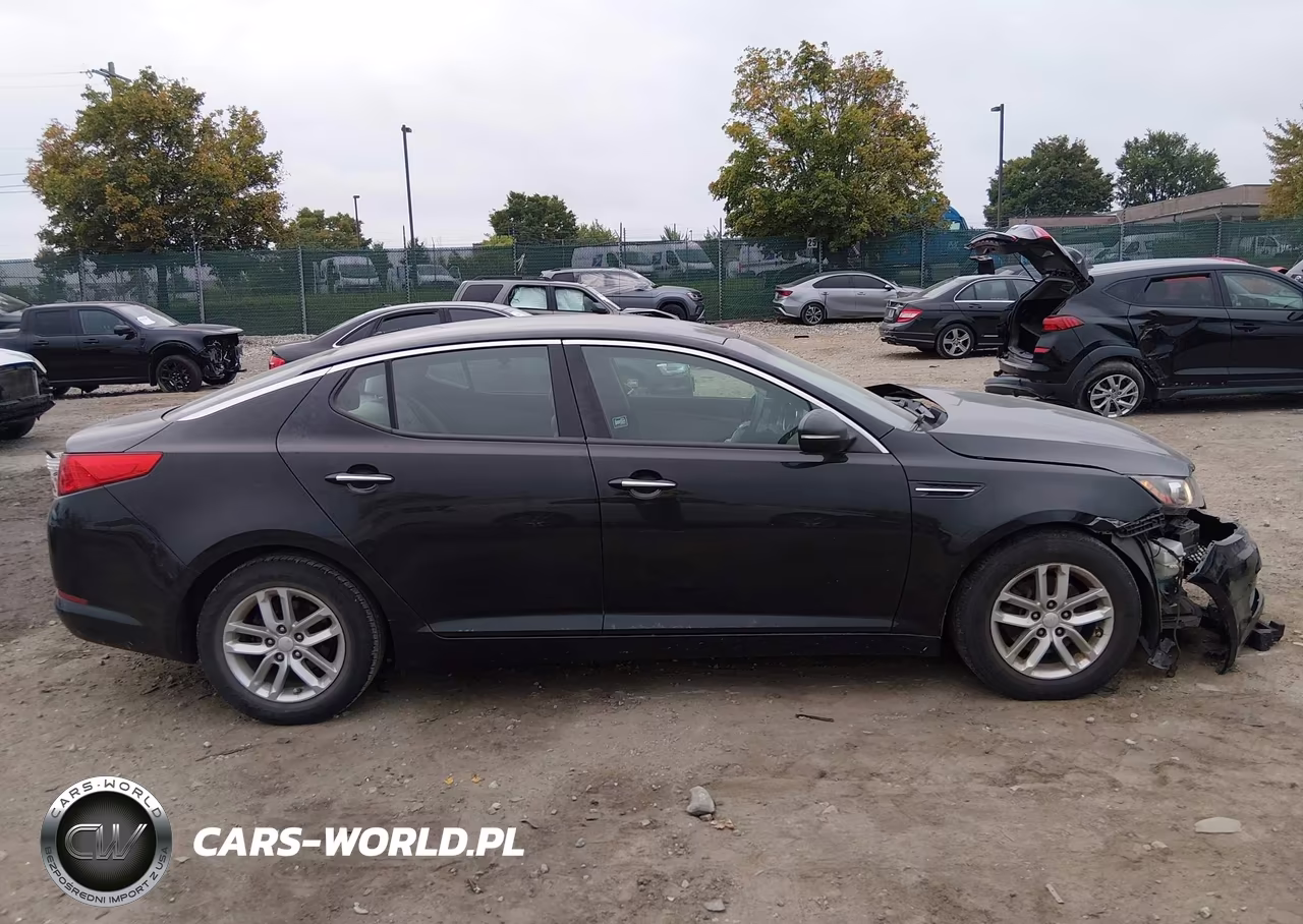 2013 Kia Optima Lx VIN:5XXGM4A73DG124550 - 13