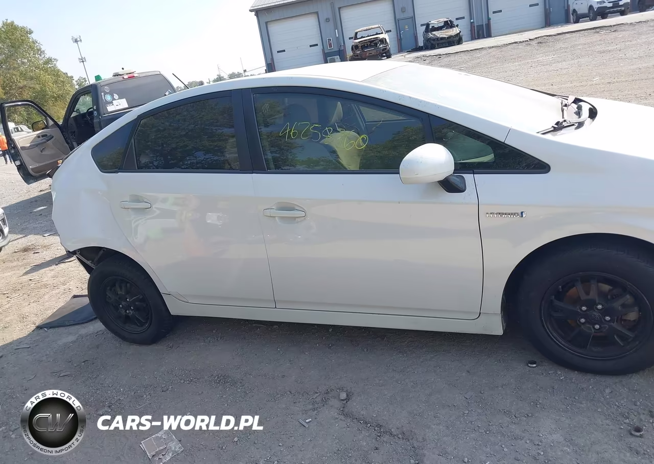 2012 Toyota Prius Three VIN:JTDKN3DUXC5492231 - 13