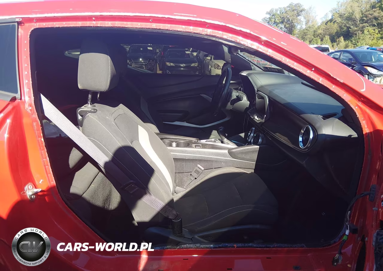 2017 Chevrolet Camaro 1Ss VIN:1G1FE1R73H0111700 - 5