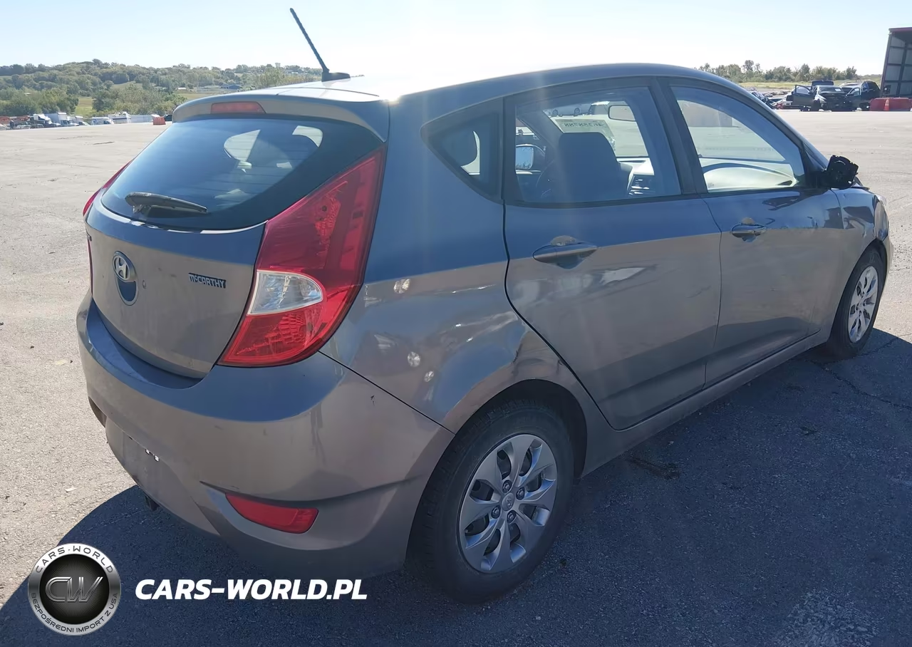 2017 Hyundai Accent Se VIN:KMHCT5AE4HU357662 - 4