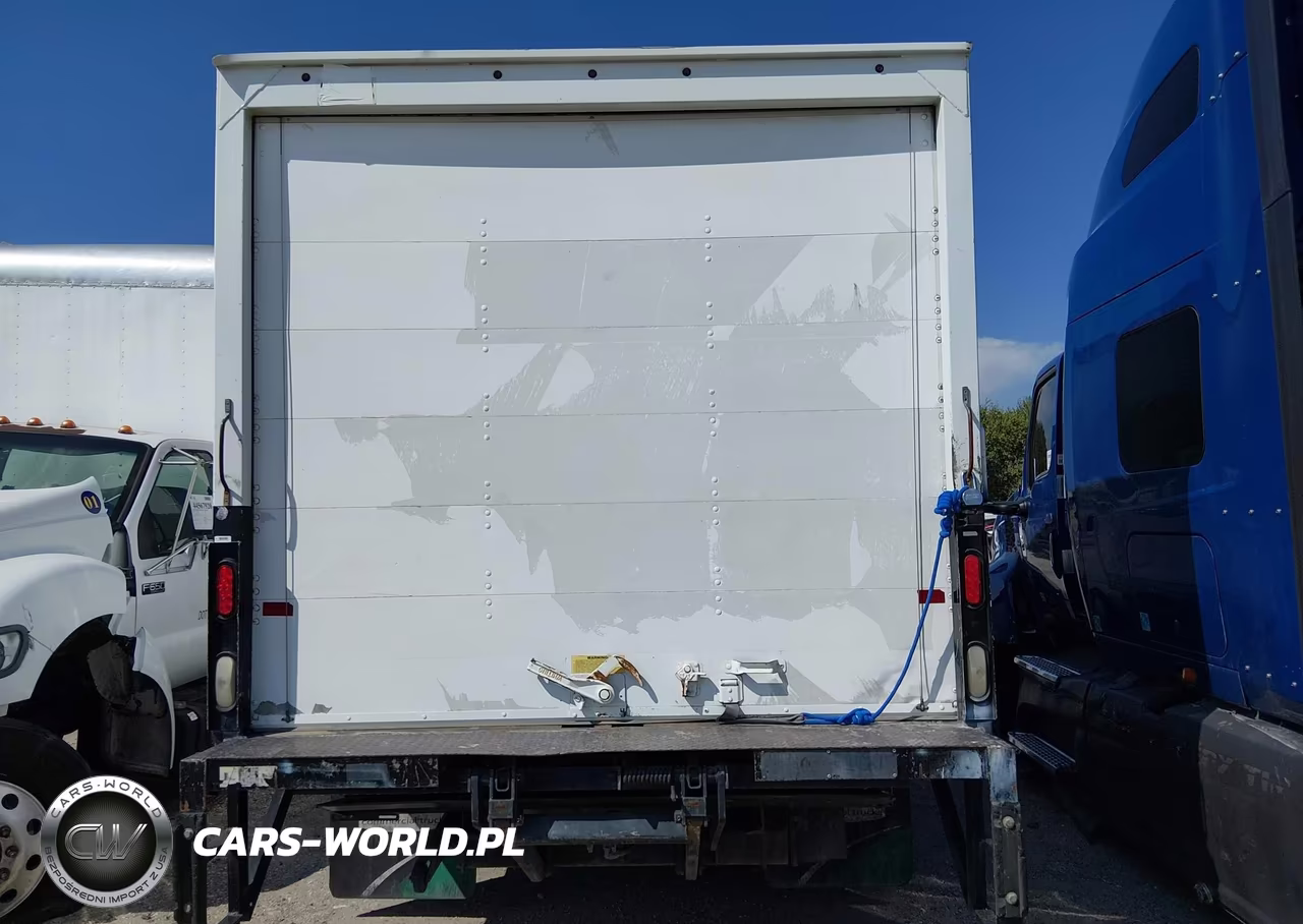 2016 Ford E-350 Cutaway VIN:1FDWE3FL1GDC12676 - 18