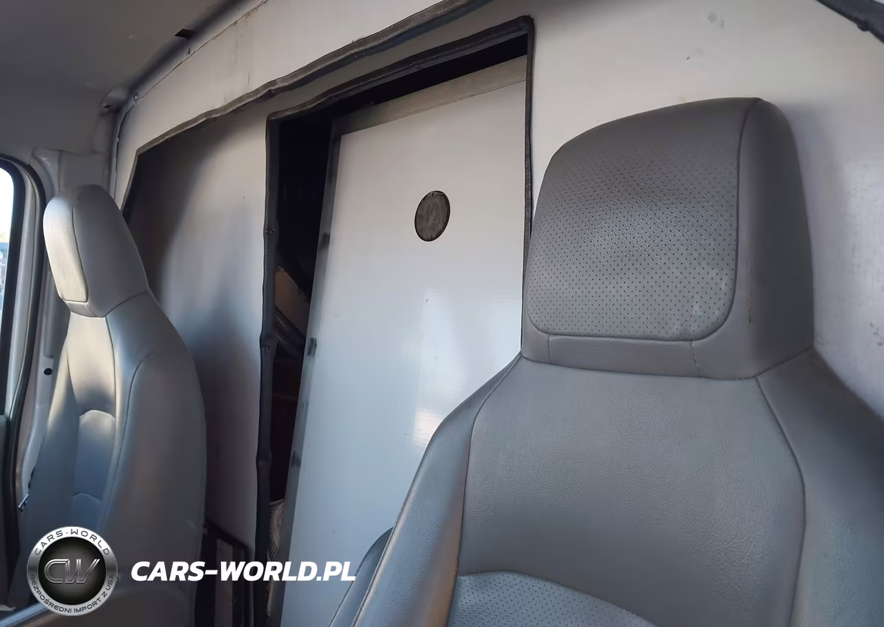 2016 Ford E-350 Cutaway VIN:1FDWE3FL1GDC12676 - 7